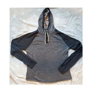 Levi's womens hoodie size Medium lightweight